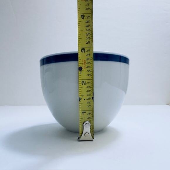 Williams-Sonoma Flat Cup Brasserie Blue Set of 4 White w/Blue Band Japan - Picture 6 of 14